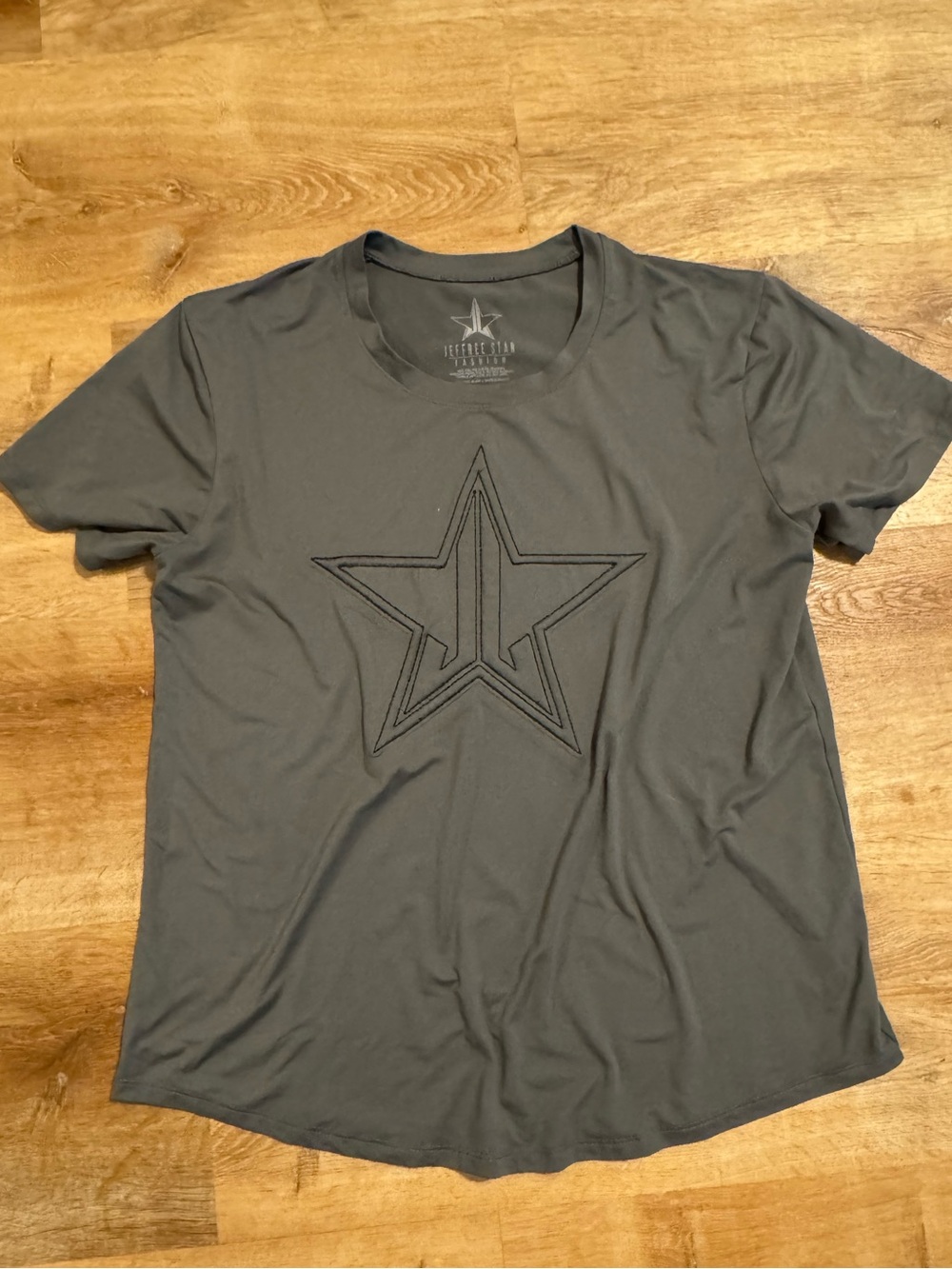 Jeffree Star Fashion Charcoal Gray Embroidered Logo Star Tee - Size L
